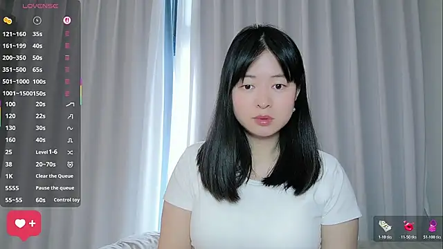 Изображение секс-шоу модели Naoko-99