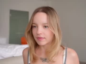 my_mia_'s sex show image my_mia_'s sex show image