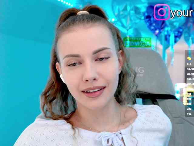 Sexshow-Bild von -VikkiL0vesCheese-