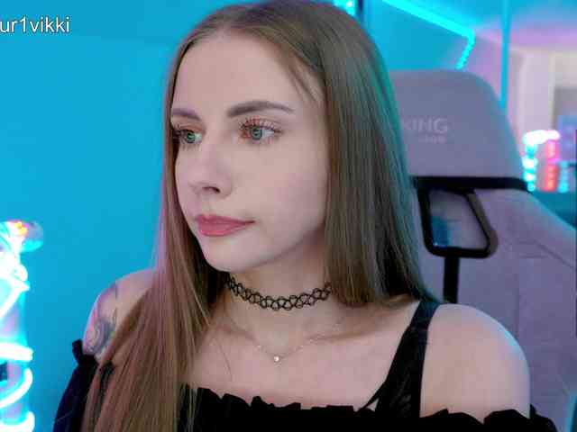 -VikkiL0vesCheese-'s sex show image