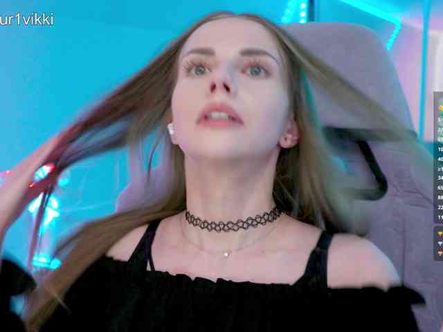 -VikkiL0vesCheese-'s sex show image