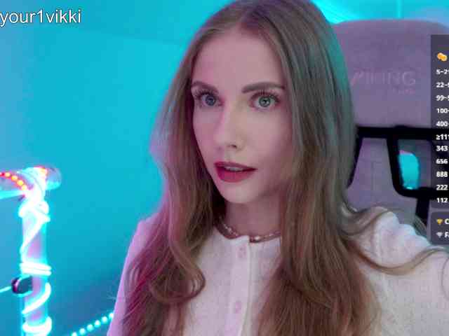 -VikkiL0vesCheese-'s sex show image