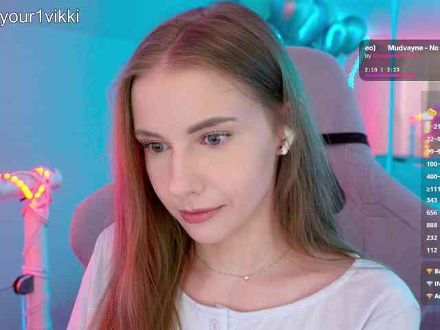 -VikkiL0vesCheese-'s sex show image