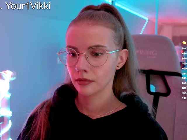 Изображение секс-шоу модели -VikkiL0vesCheese- Изображение секс-шоу модели -VikkiL0vesCheese-