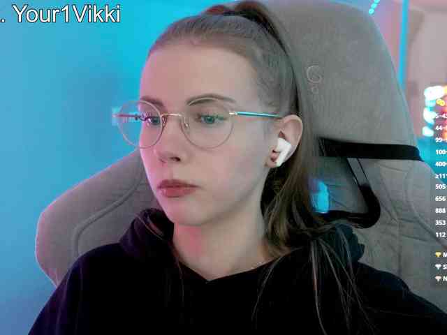 Изображение секс-шоу модели -VikkiL0vesCheese- Изображение секс-шоу модели -VikkiL0vesCheese-
