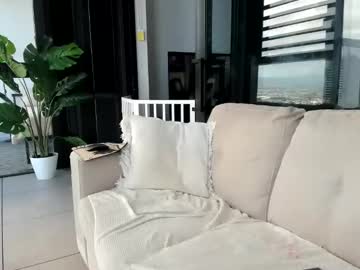 anna_royale's sex show image