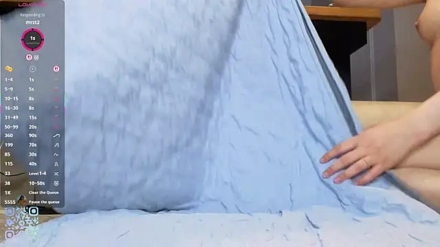 SweetSakuraJane's sex show image