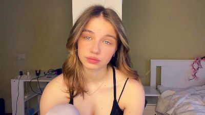 LindseyWatah's sex show image