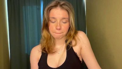 LindseyWatah's sex show image