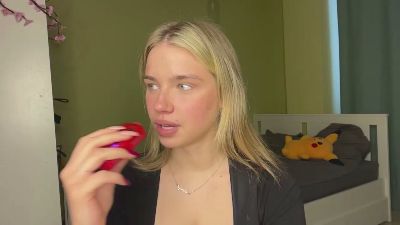 LindseyWatah's sex show image