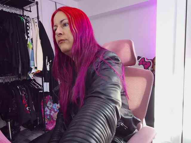 Изображение секс-шоу модели gennyrock