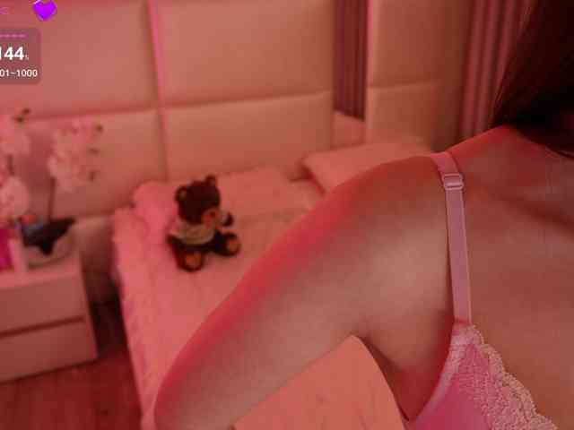 Sexshow-Bild von LilyColins Sexshow-Bild von LilyColins