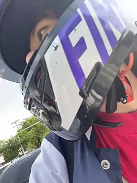 dakota021's sex show image