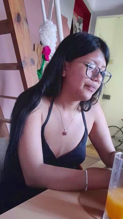 r0m44's sex show image