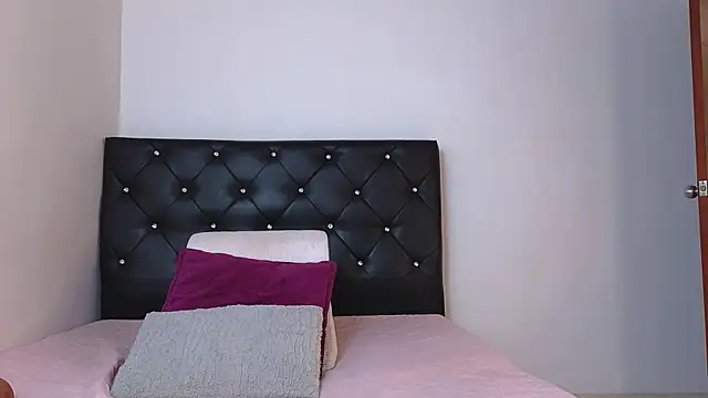 Sexshow-Bild von tatiana_big_ass_boobs Sexshow-Bild von tatiana_big_ass_boobs