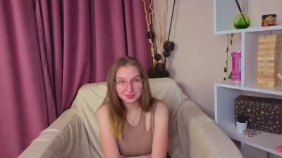 Изображение секс-шоу модели LeighannViereck