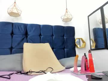 candy_big_tits18's sex show image