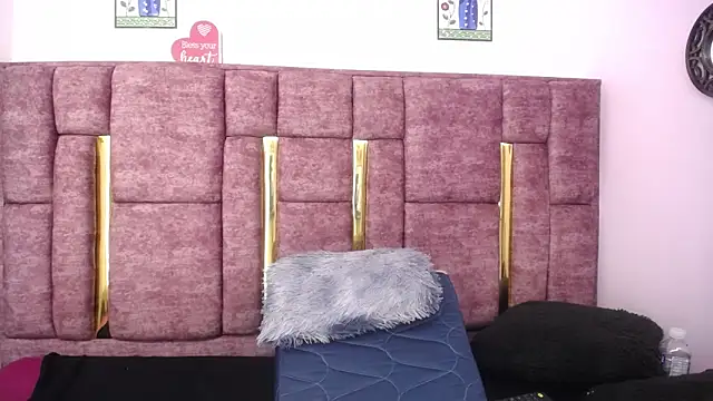 FRANCESCA_LOVE_'s sex show image