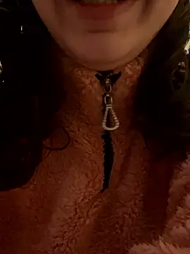 Golin-24's sex show image