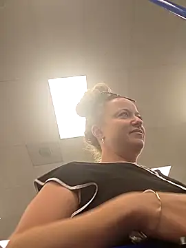 julimonroe's sex show image