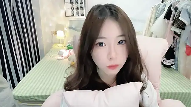 Gardenia-222's sex show image