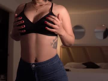 laurita_4's sex show image laurita_4's sex show image