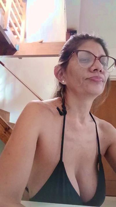 loniegotodo's sex show image