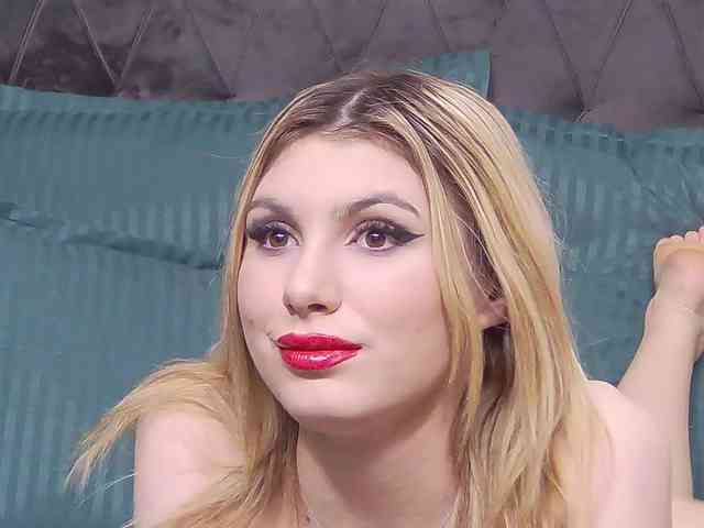 SweetAnisia's sex show image