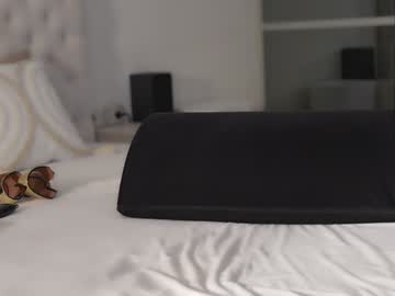 kissing33's sex show image