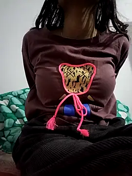 Sexshow-Bild von Nandundi Sexshow-Bild von Nandundi