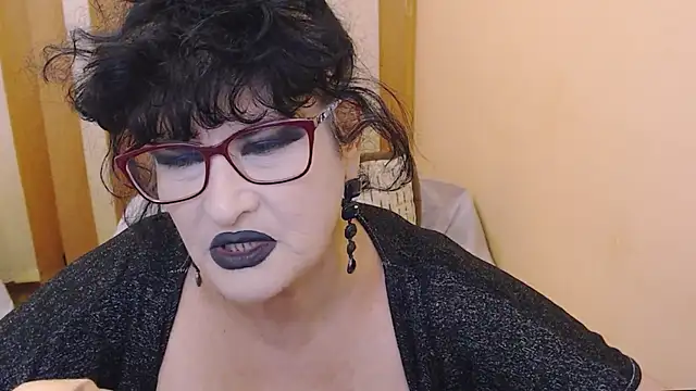 QuuenOfSin's sex show image