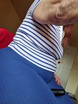 Love_Tina_Forever's sex show image