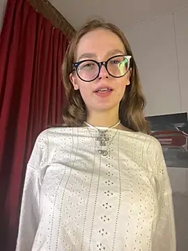 Изображение секс-шоу модели MyKittySayMeow