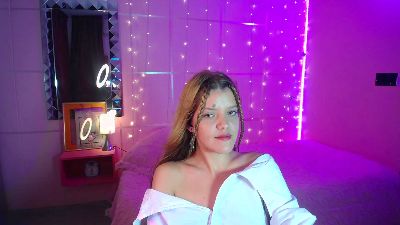 Изображение секс-шоу модели Carly_09