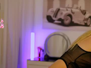 Sexshow-Bild von katiecutieexooo Sexshow-Bild von katiecutieexooo
