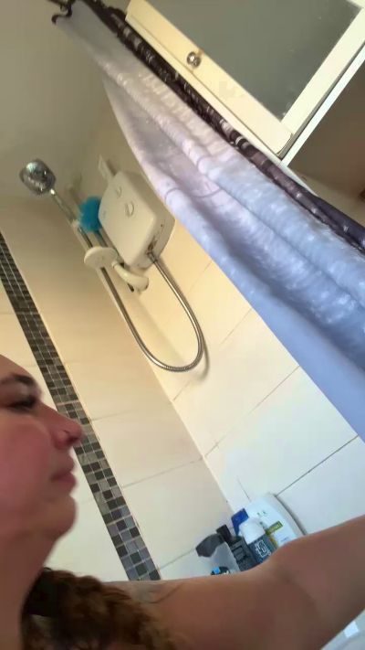 Изображение секс-шоу модели MilfMilliexo Изображение секс-шоу модели MilfMilliexo