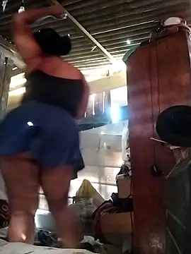 srtsara's sex show image