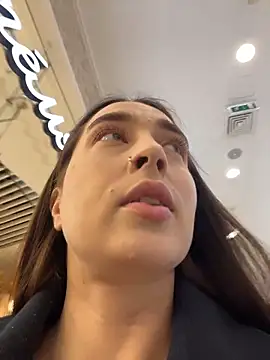 Holly_Play's sex show image