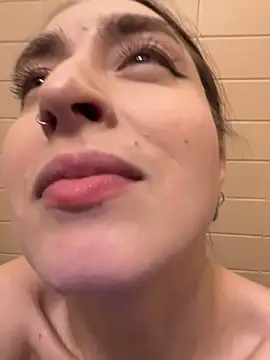 Holly_Play's sex show image