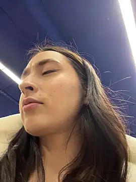 Holly_Play's sex show image