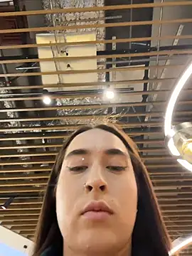 Holly_Play's sex show image