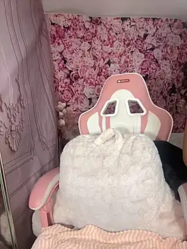 Изображение секс-шоу модели mismialove