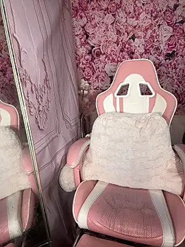 mismialove's sex show image