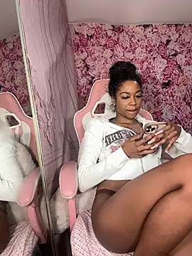 mismialove's sex show image