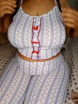 Saakoora's sex show image