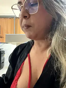 Изображение секс-шоу модели Lucy_Milf_474 Изображение секс-шоу модели Lucy_Milf_474