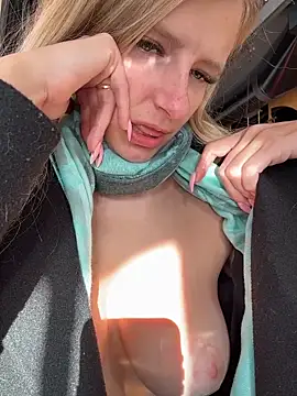 Betsy's sex show image