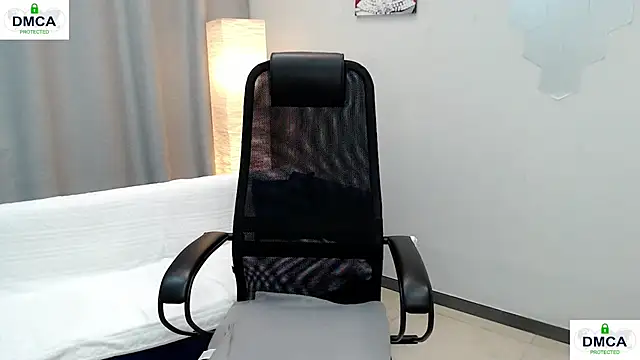 Pion_01's sex show image