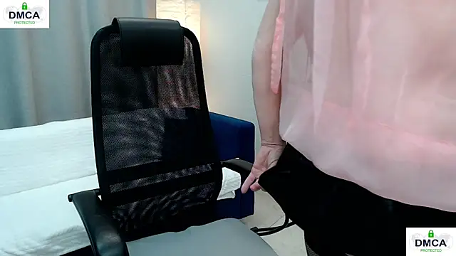 Pion_01's sex show image