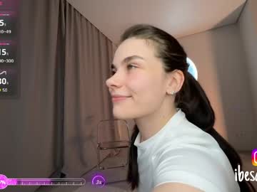 adriana_allen's sex show image